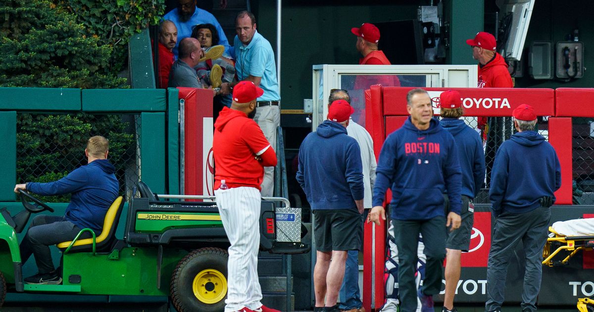 It was a tense night to be a Philadelphia or Houston sports fan