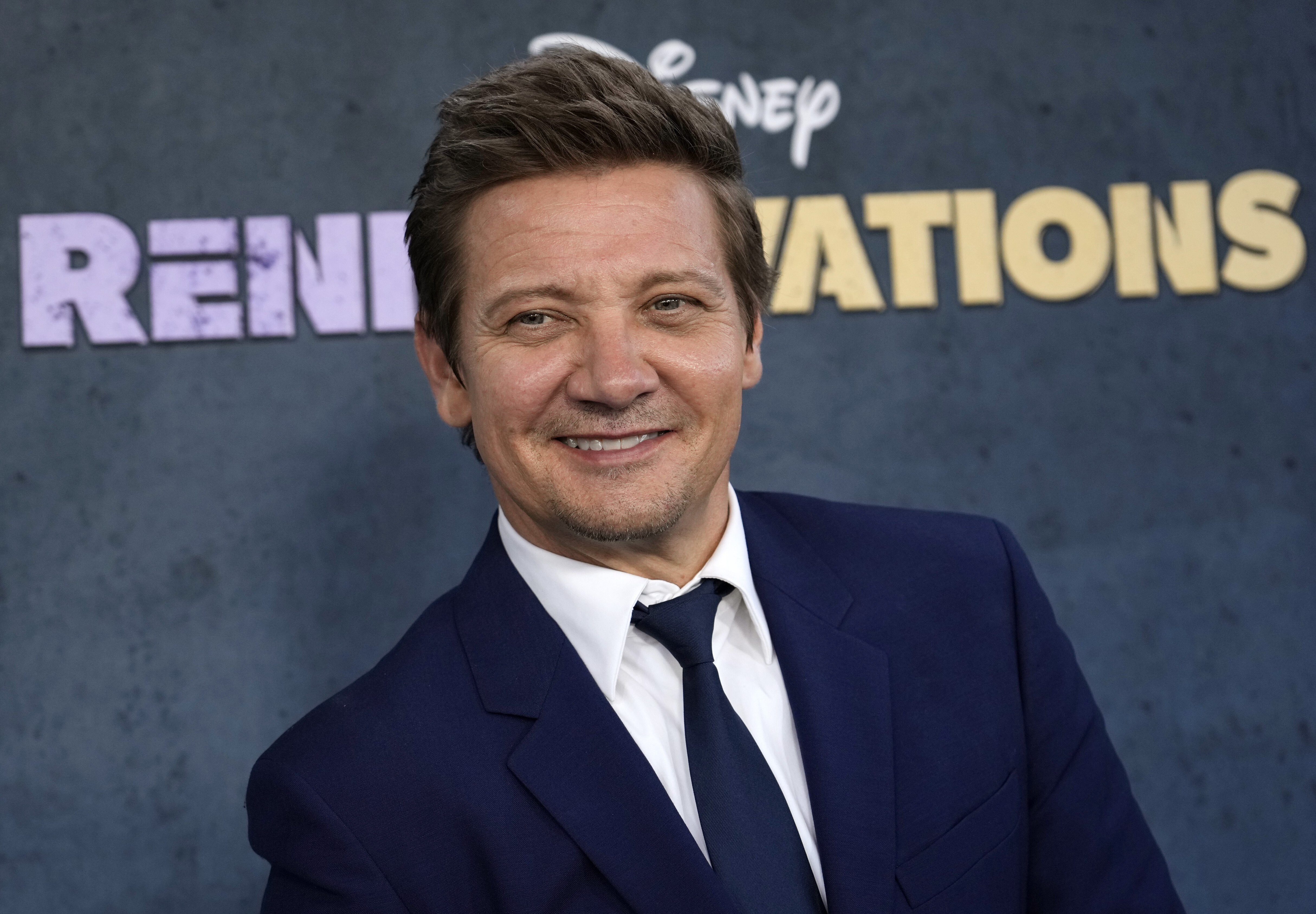 Jeremy Renner Shares His Latest Recovery Workout | HuffPost Entertainment