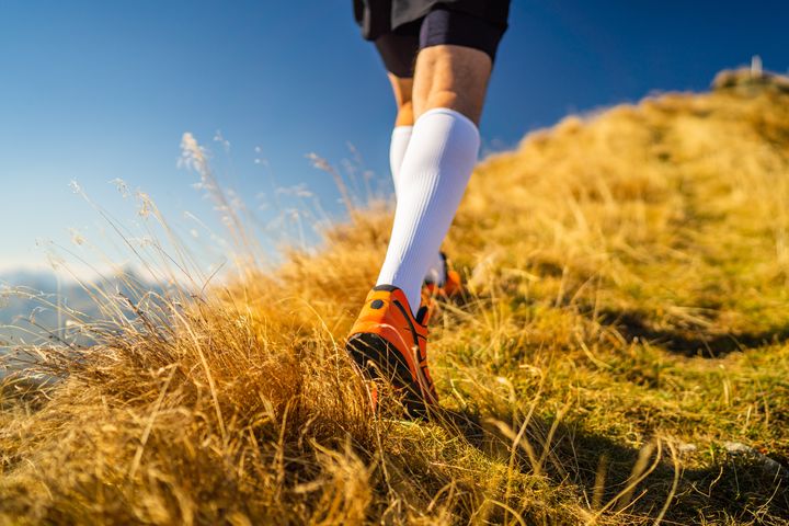 Regularly wearing compression socks can help reduce the painful symptoms of varicose veins, as well as reducing the likelihood of more varicose veins forming.