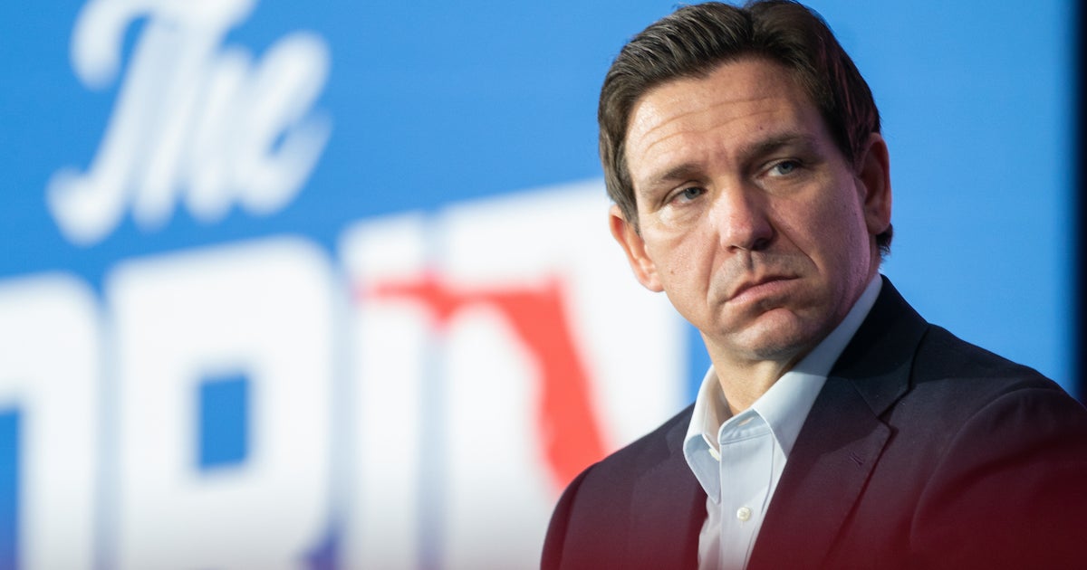 Ron DeSantis Signs Bill Banning Chinese Citizens From Buying Land In Florida - Vimarsana News