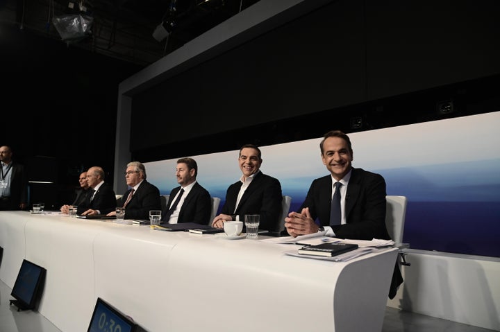 Debate των πολιτικών αρχηγών για τις εκλογές της 21ης Μαΐου, στο Ραδιομέγαρο της ΕΡΤ, Τετάρτη 10 Μαΐου 2023. Στο debate συμμετείχαν οι αρχηγοί των κοινοβουλευτικών κομμάτων, Κυριάκος Μητσοτάκης (Νέα Δημοκρατία), Αλέξης Τσίπρας (ΣΥΡΙΖΑ-ΠΣ), Νίκος Ανδρουλάκης (ΠΑΣΟΚ-Κίνημα Αλλαγής), Δημήτρης Κουτσούμπας (ΚΚΕ), Κυριάκος Βελόπουλος (Ελληνική Λύση), Γιάνης Βαρουφάκης (ΜέΡΑ25). Οι δημοσιογράφοι των έξι τηλεοπτικών καναλιών πανελλαδικής εμβέλειας που συμμετείχαν, Μάρα Ζαχαρέα (STAR), Σία Κοσιώνη (ΣΚΑΪ), Γιώργος Παπαδάκης (ΑΝΤ1), Αντώνης Σρόιτερ (ALPHA), Παναγιώτης Στάθης (OPEN) και Ράνια Τζίμα (MEGA) ενώ την συζήτηση συντόνισε ο δημοσιογράφος της ΕΡΤ, Γιώργος Κουβαράς. (ΜΙΧΑΛΗΣ ΚΑΡΑΓΙΑΝΝΗΣ/EUROKINISSI)