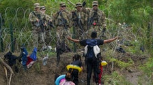 Migrants Rush Across U.S. Border In Final Hours Before Title 42 Expires