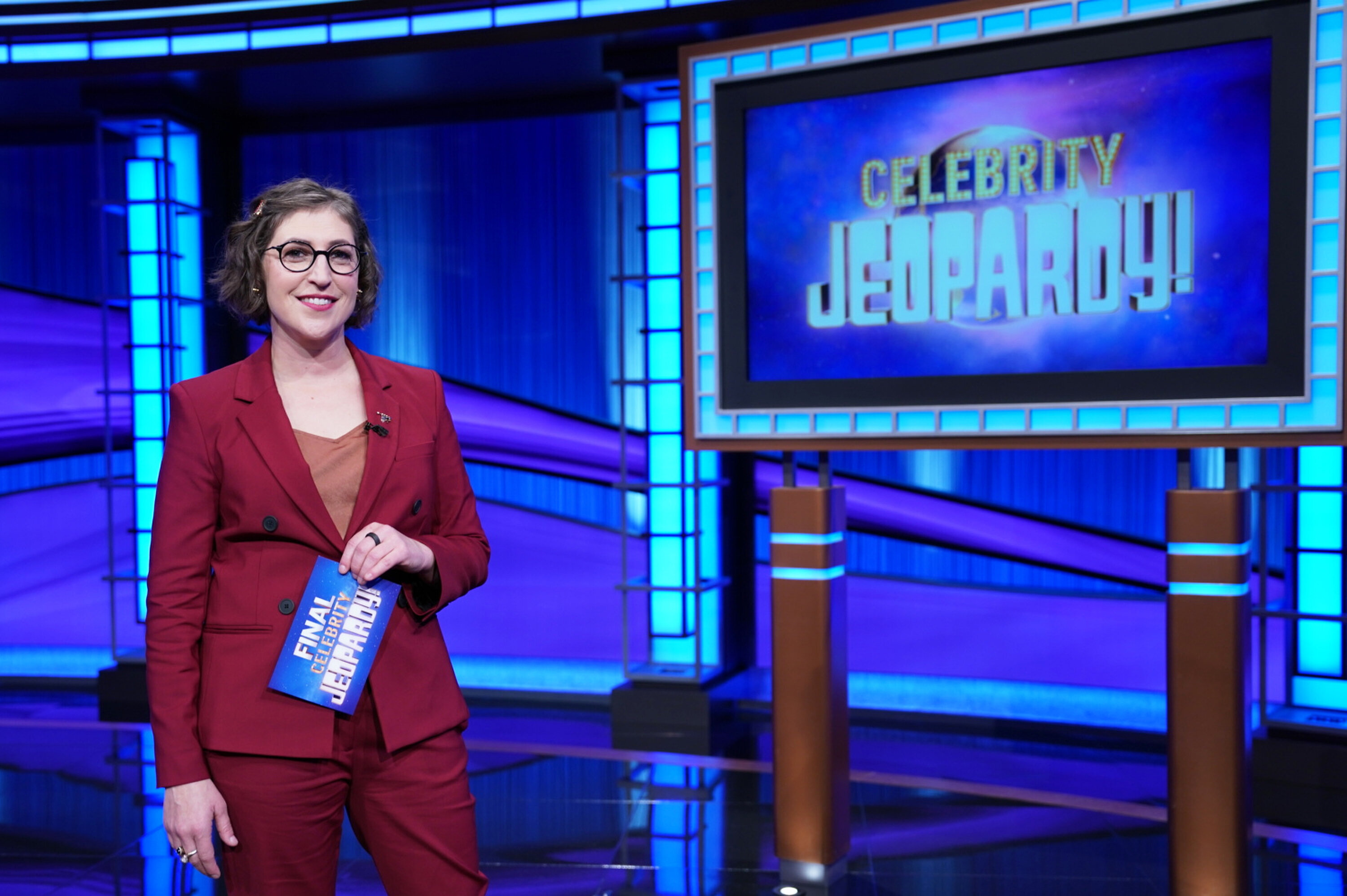 Host Mayim Bialik Reportedly Backs Out Of Jeopardy Tapings For Rest   645e121722000070004a5758 