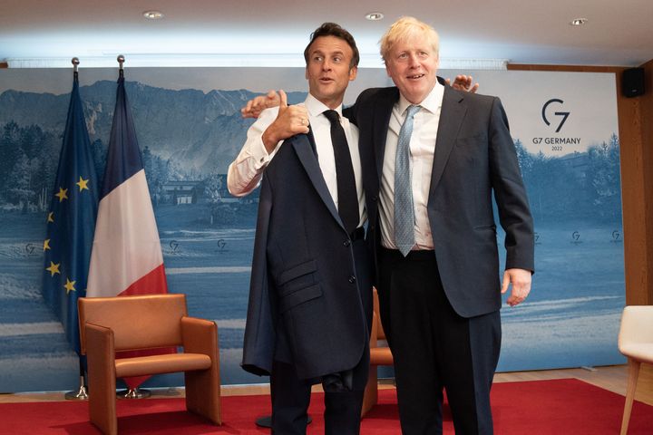 Boris Johnson with Emanuel Macron on a happier occasion.