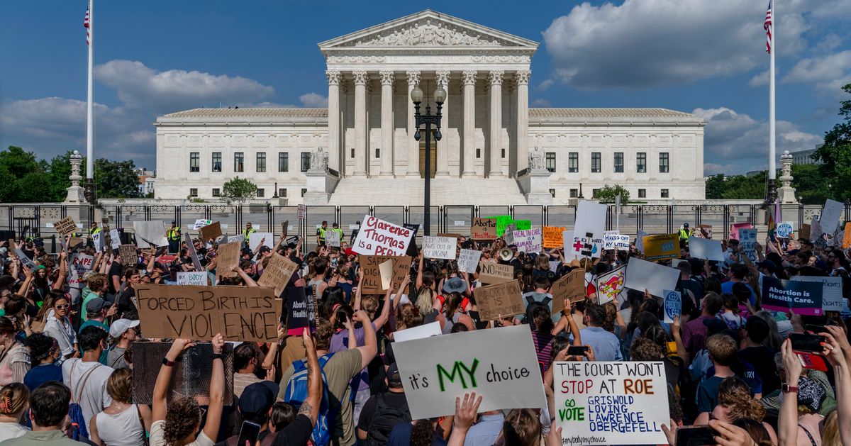 Trust In Supreme Court Fell To Lowest Point In 50 Years After Abortion Decision, Poll Shows