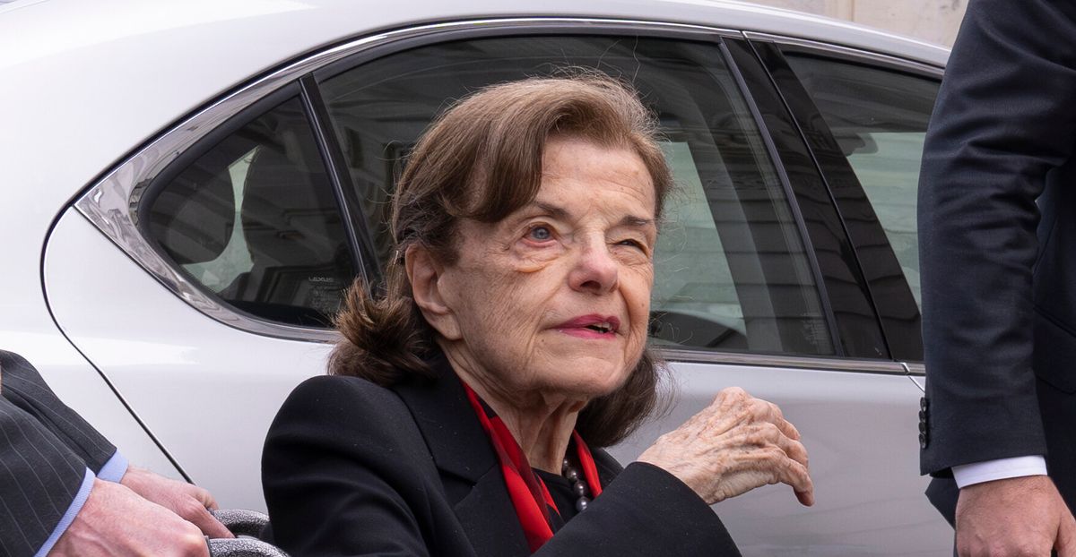 Dianne Feinstein Suffering From Complications From Shingles Huffpost