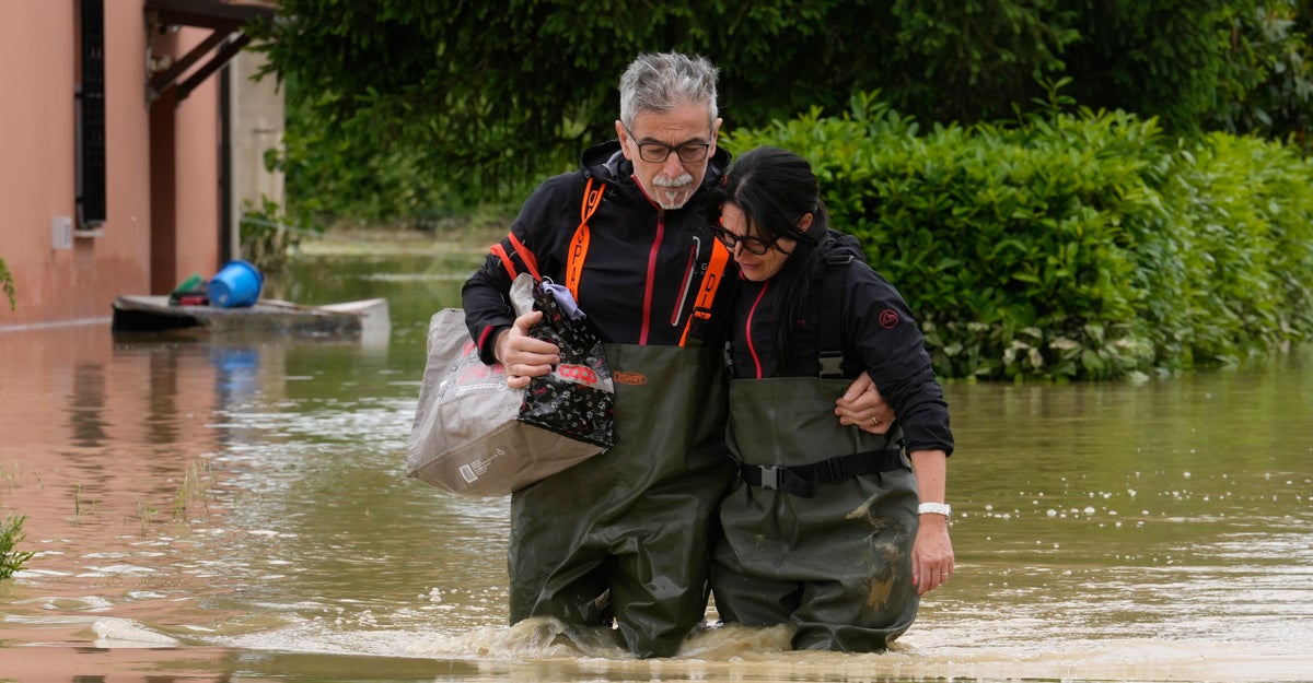 Italy's Deadly Floods Just Latest Example Of Climate Change's All-Or-Nothing Weather Extremes - Vimarsana News