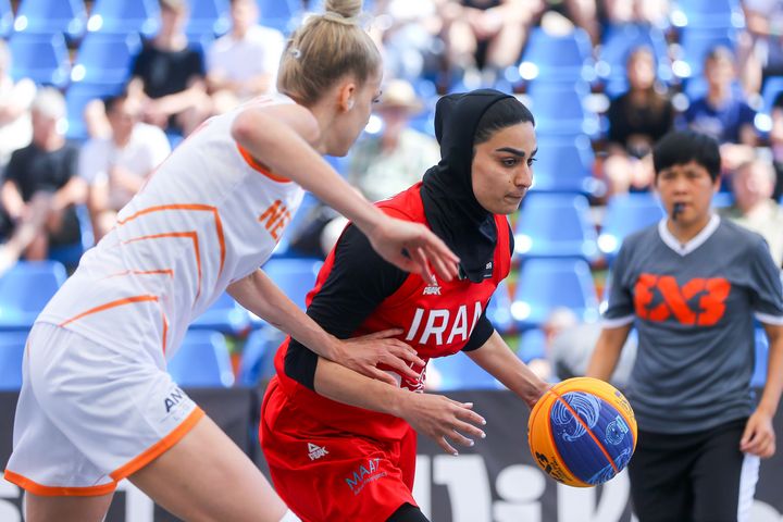 Εμφάνιση ομάδας γυναικών Mπάσκετ του Ιράν στο FIBA 3x3 Olympic Qualifying Tournament 2021 κόντρα στην Κινεζική Ταϊπέι, στις 6 Ιουνίου 2021 στην Ουγγαρία.