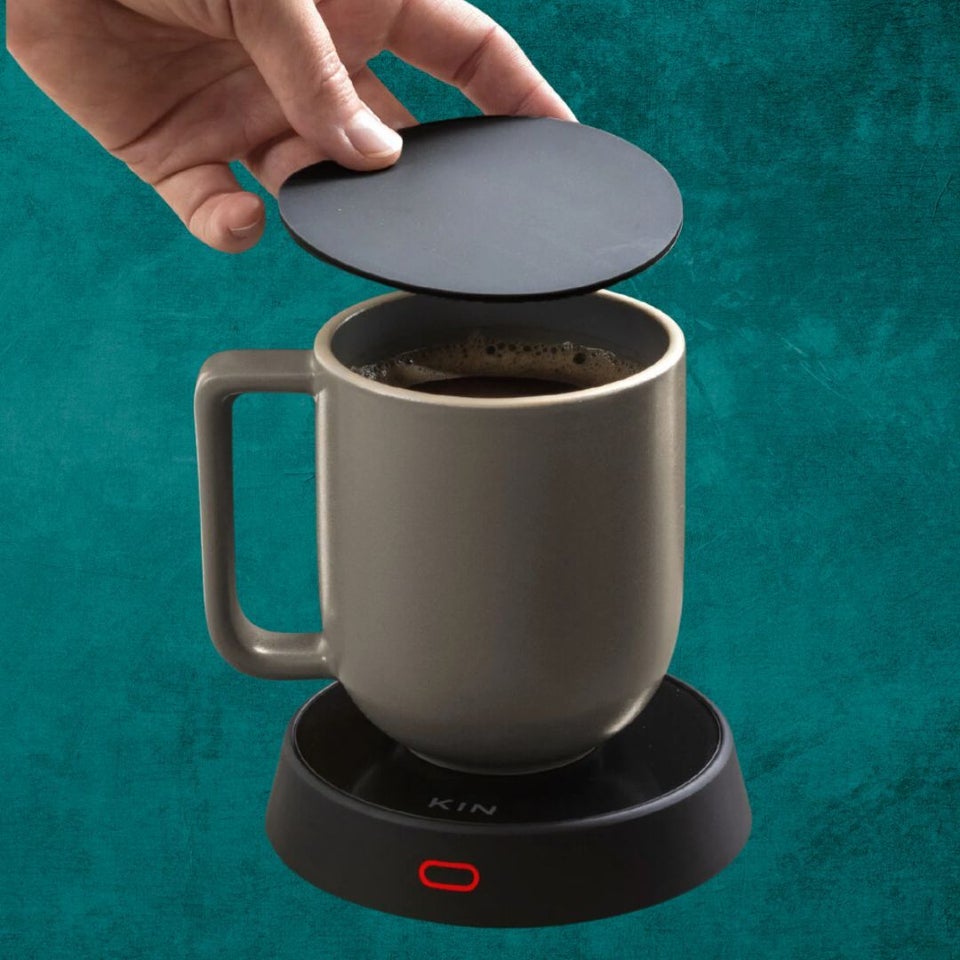 An intelligent mug warmer