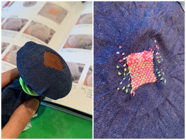 （左）リペア前：穴の空いた布をダーニングマッシュルームに被せたところ（右）リペア後：ダーニングを教えてもらいチクチクした後。あえて派手目な色を使うと、穴が埋まるだけでなくワンポイントになって可愛い。