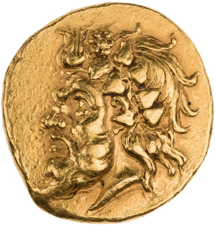 Χρυσός στατήρας από την πόλη Παντικάπαιον στην Ταυρική Χερσόνησο, περίπου 370-350 π.Χ., αρχικά αποικία της Μιλήτου στα τέλη του 7ου αιώνα π.Χ.