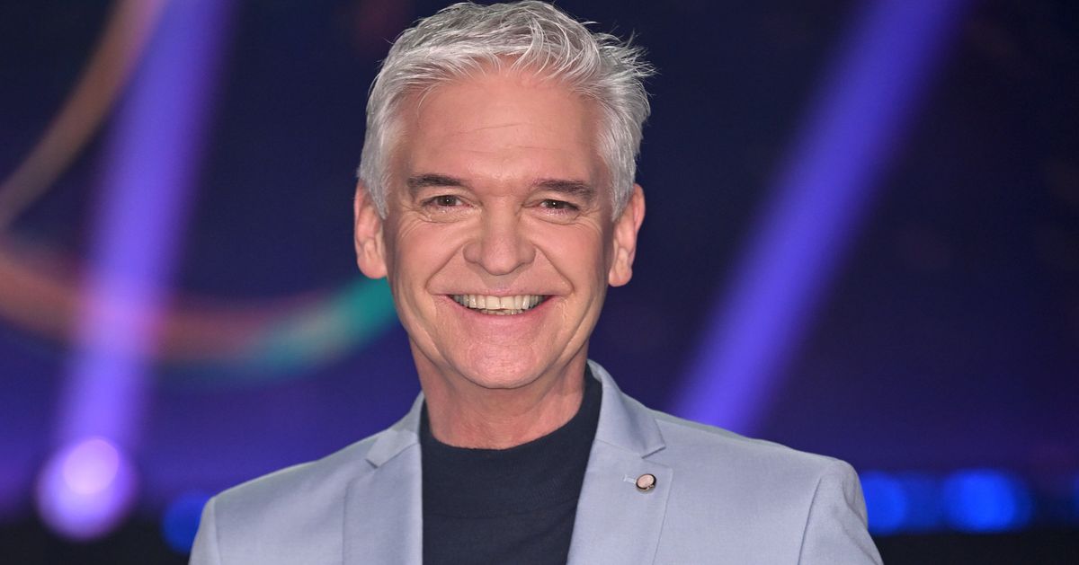 ITV 'Deeply Disappointed' With Phillip Schofield Over Affair 'Deceit' - abc news - Politics - Public News Time