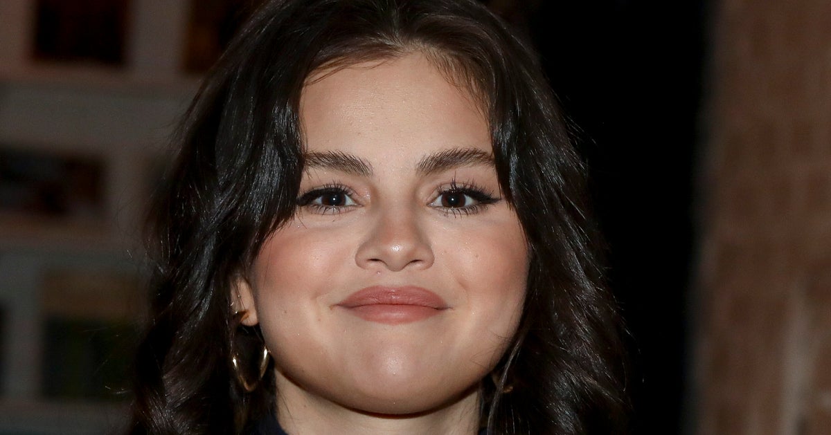 Photo of Selena Gomez Has Tense Exchange With Security At Beyonce Concert