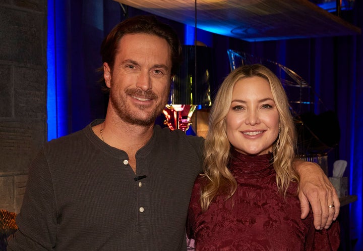 Oliver e Kate Hudson.