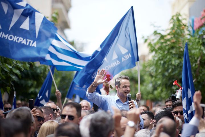 Σε Λουτράκι και Κόρινθο περιόδευσε ο Κυριάκος Μητσοτάκης