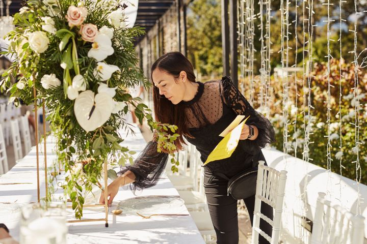 Wedding planners share what they’d personally never do as a wedding guest.