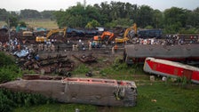  Indian Railways Official Says Error In Signaling System Led To Deadly Crash