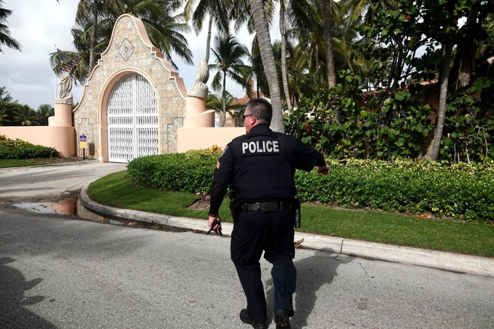 Police outside of Mar-a-Lago in West Palm Beach, Florida, on Aug. 9, 2022, the day after the FBI searched Donald Trump's estate. (Joe Cavaretta/South Florida Sun Sentinel/Tribune News Service via Getty Images)