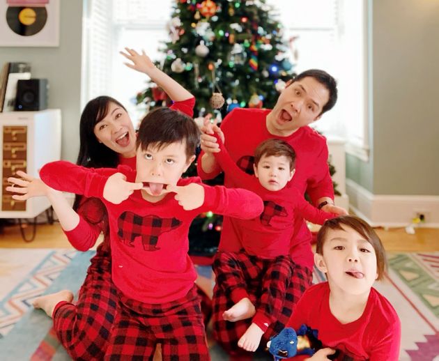 内田舞さんと家族
