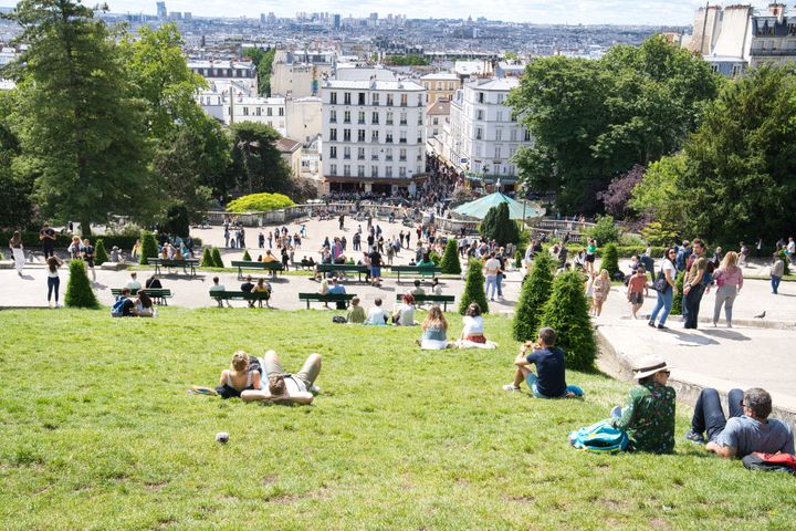 Οι πράσινες περιοχές στο Παρίσι θα αυξηθούν για να μειωθεί η θερμοκρασία σε όλη της πόλη.