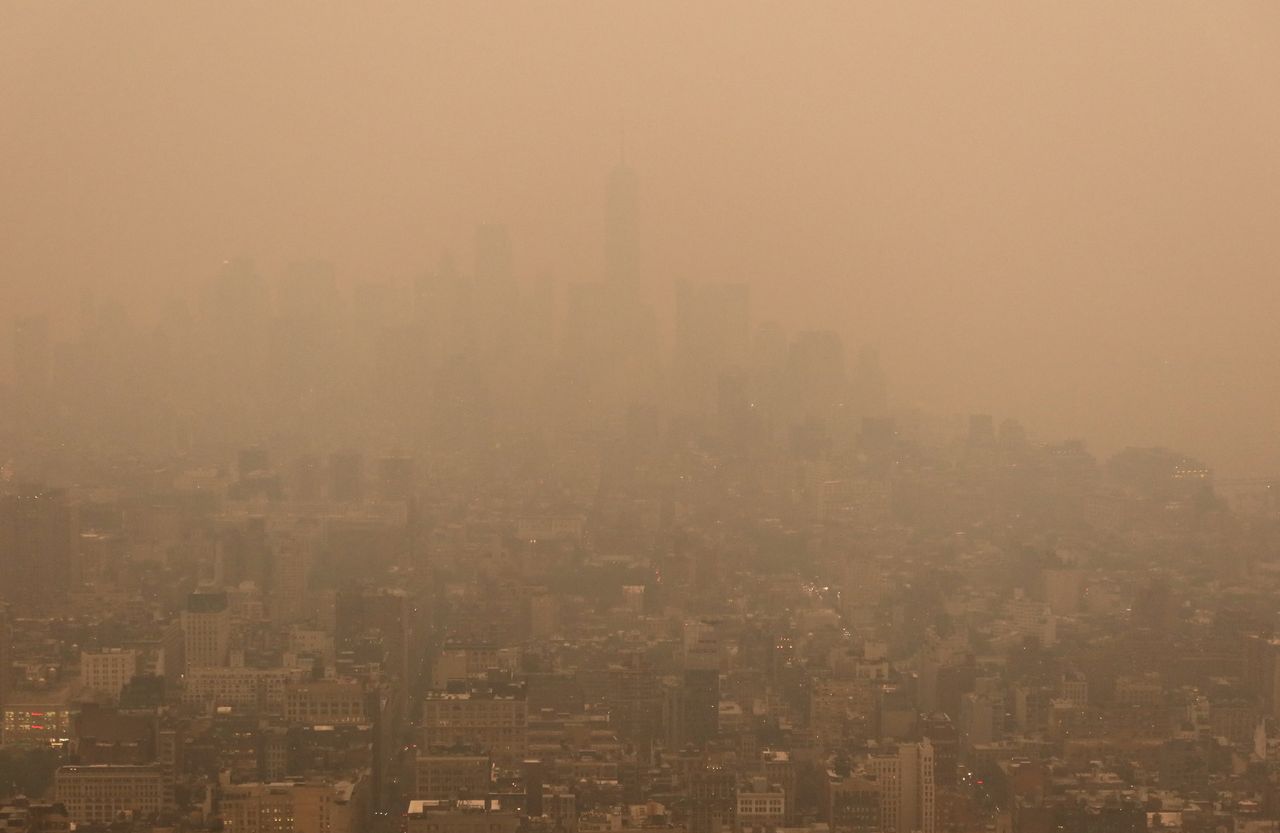 Hazy Photos Show Wildfire Smoke Blanketing New York HuffPost UK News