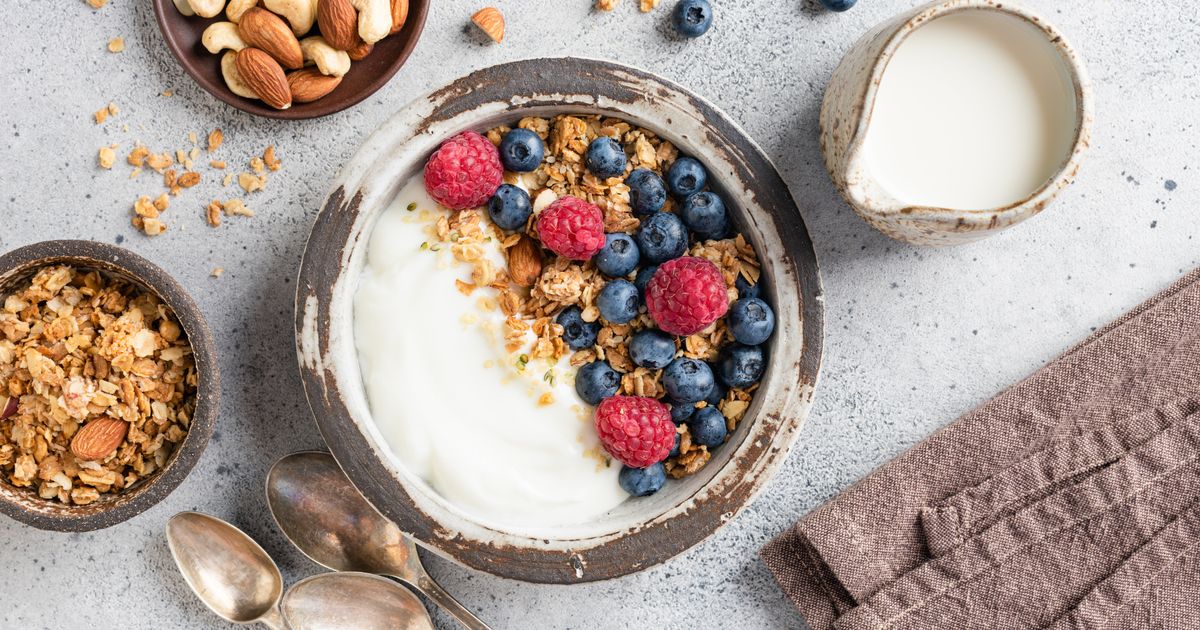 6 'Healthy' Foods That Fitness Experts Avoid Eating | HuffPost Life