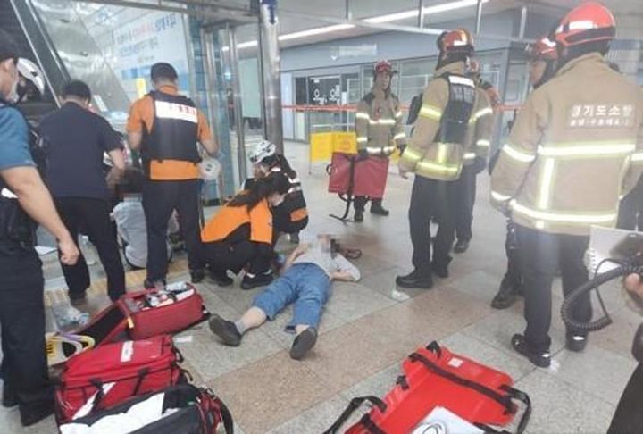 14 τραυματίες από αναστροφή κυλιόμενης σκάλας στο σταθμό Σουνάε στο Μπουντάγκ της Ν. Κορέας