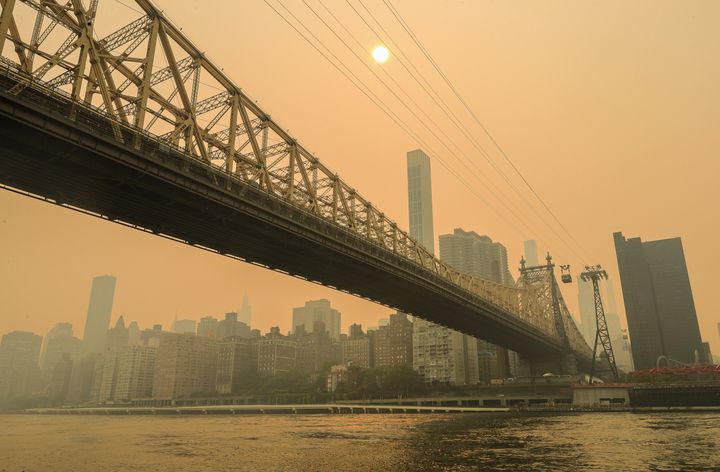 El 7 de junio de 2023, la ciudad de Nueva York tenía el peor aire del mundo, según IQAir, una compañía suiza de monitoreo del aire. 