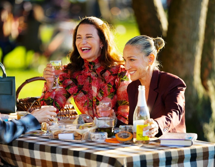 Davis and Sarah Jessica Parker on location for "And Just Like That" on Sept. 20, 2021 in New York City. 