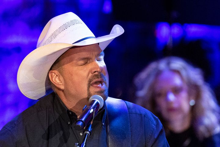 Garth Brooks performs during a Country Music Hall of Fame ceremony in 2022.