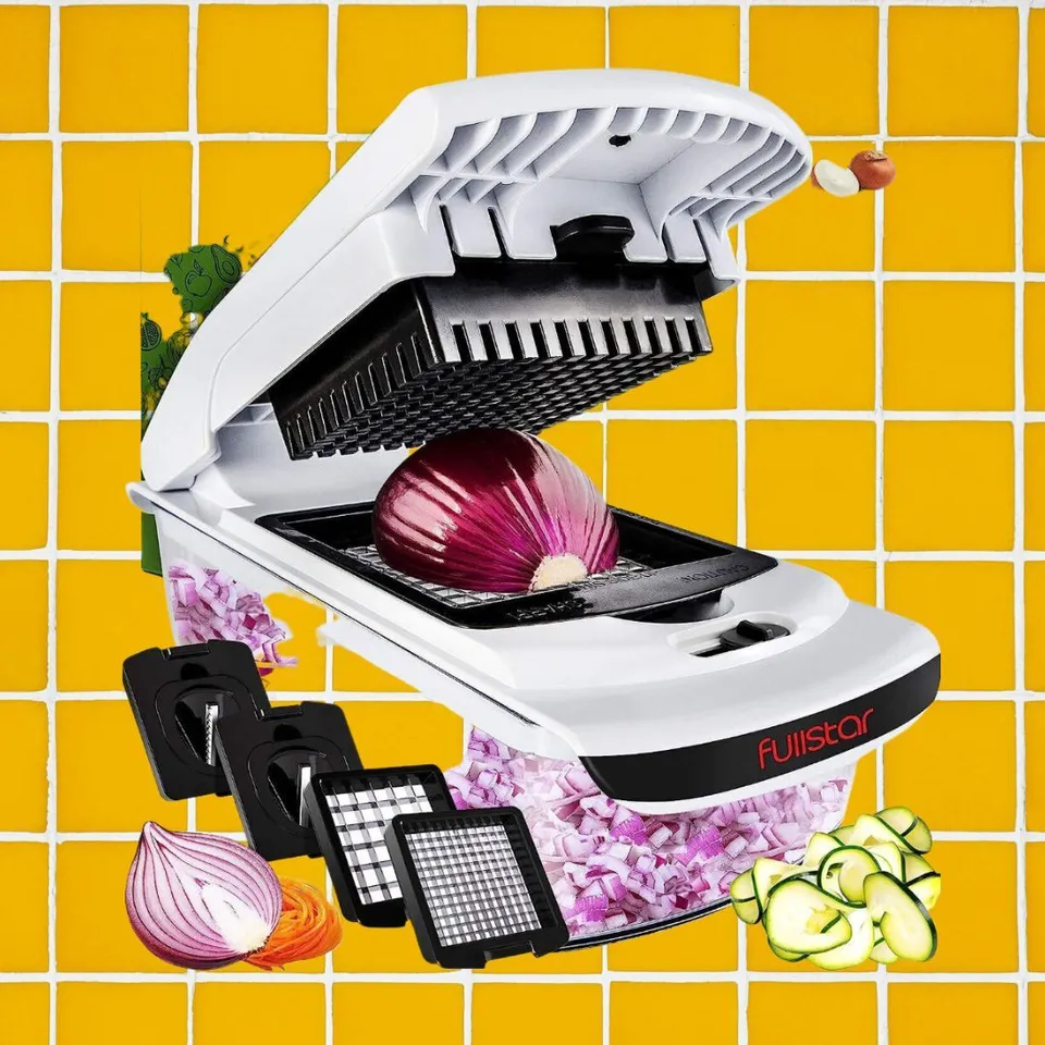 The perfect kitchen gadget for 🐔! #kitchen #gadget #gadgets #cooking, chicken shredder tool