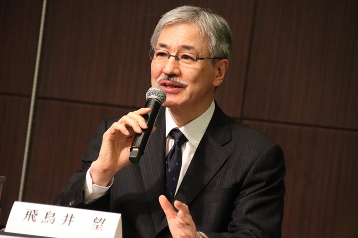 精神科医の飛鳥井望氏もチームの一員として記者会見で調査について説明した（6月12日午後、東京都内）