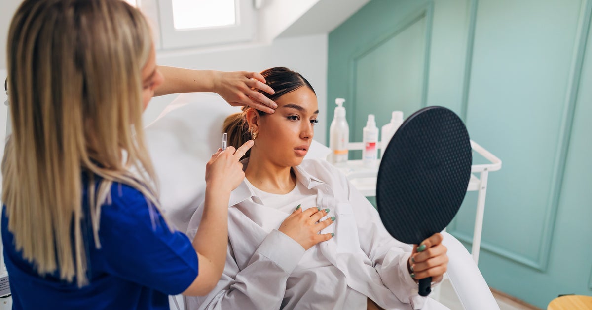 8 Dermatologist-Backed Habits For Healthy Skin — No Fancy Products Needed 8 Dermatologist-Backed Habits For Healthy Skin — No Fancy Products Needed