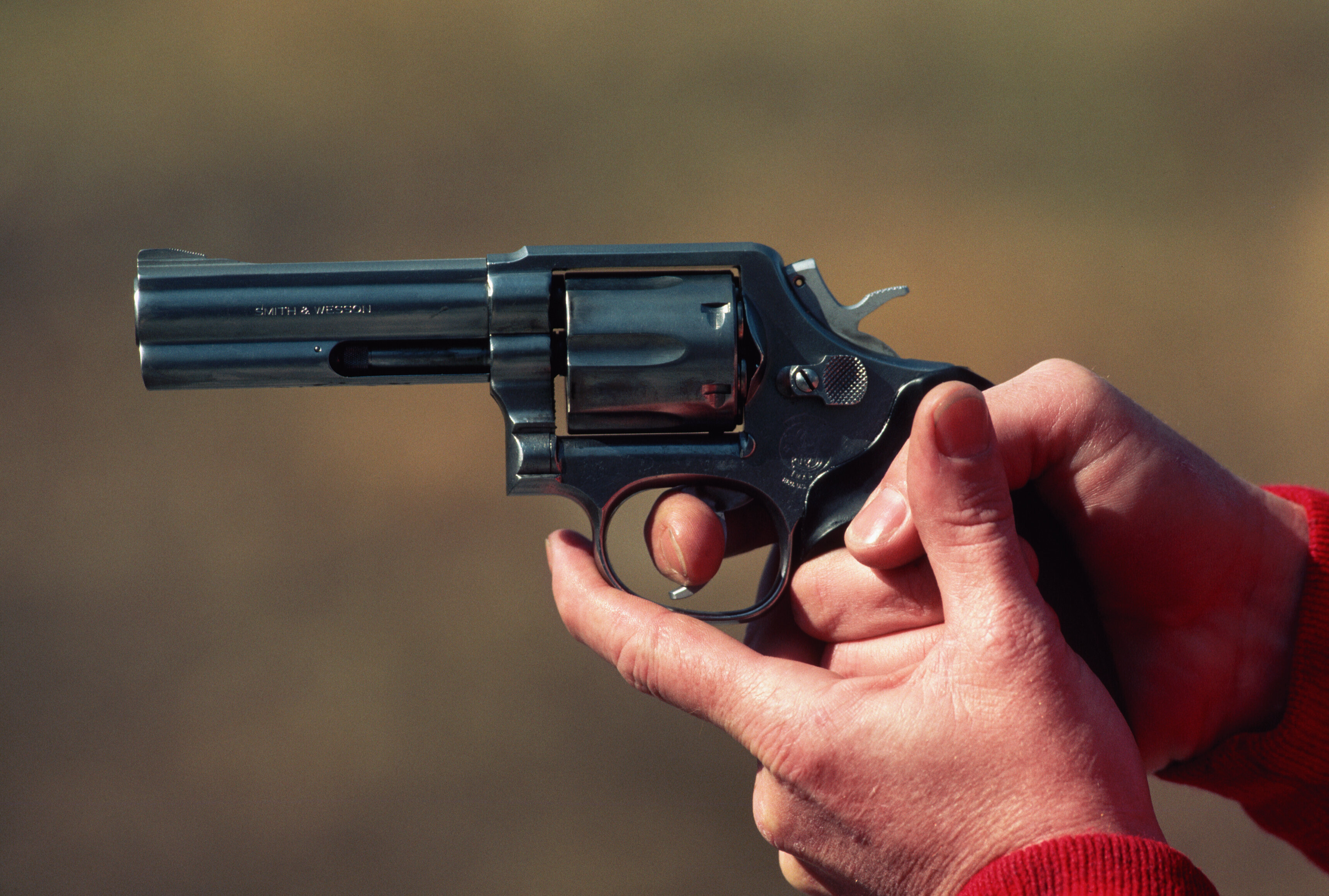 Illinois Man Accidentally Shoots Himself While Dreaming | HuffPost ...