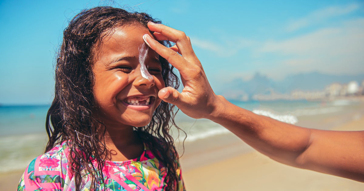 Is There Really A Difference Between Cheap And Expensive Sunscreen? Is There Really A Difference Between Cheap And Expensive Sunscreen?