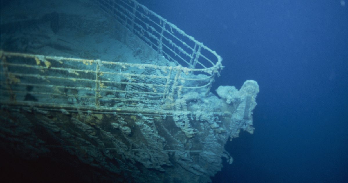 Submarine Exploring Titanic Wreckage Goes Missing; Search Underway ...