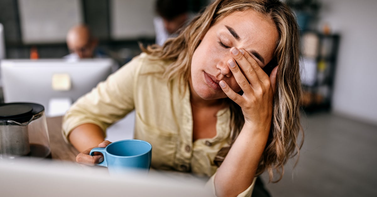 Oh Good – Just Over 3 Hours Of Screen Time Can Give You Computer Vision Syndrome - Vimarsana News