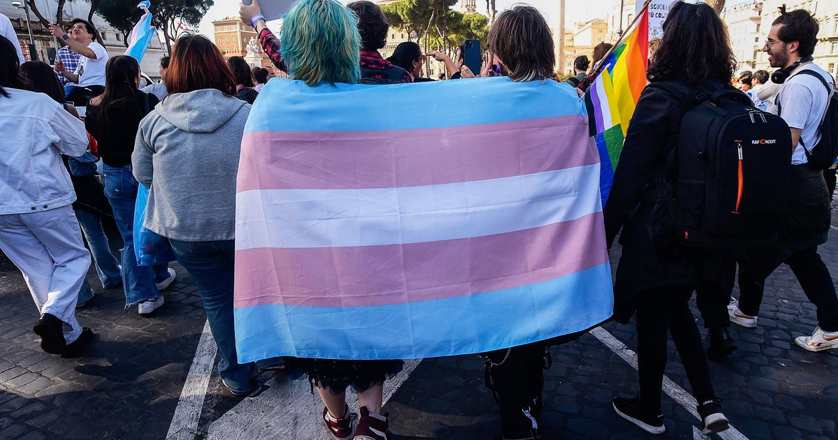 Judge Strikes Down Arkansas Ban On Gender Affirming Care For Trans Youth Huffpost Latest News 4259