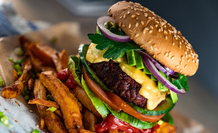 Whether you want a veggie burger that tastes like meat or veggies, these nutritionists have options for you.