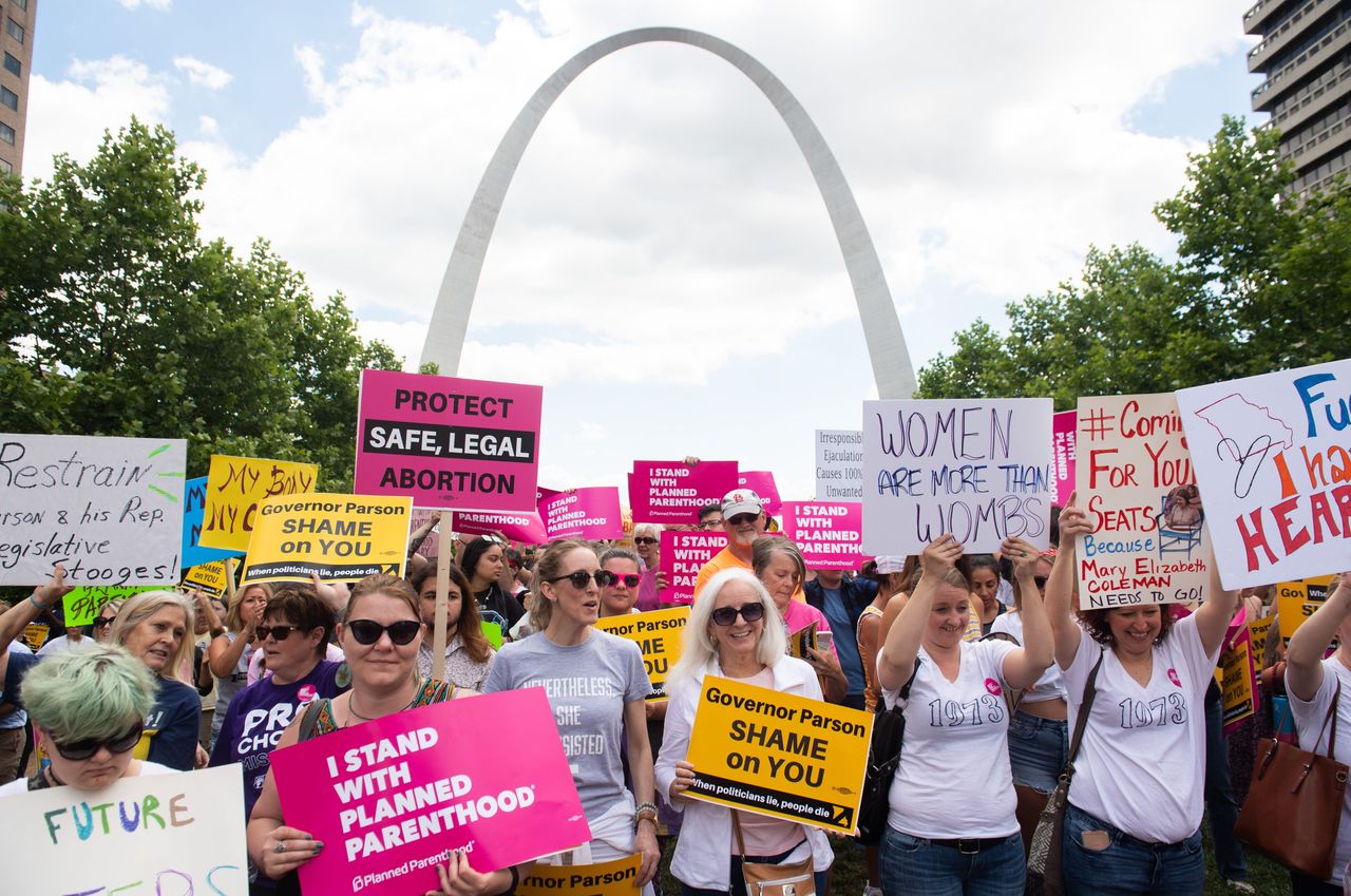 PPSLR — based in Missouri, where abortion is banned — now operates a clinic just over the border from St. Louis in Fairview Heights, Illinois.