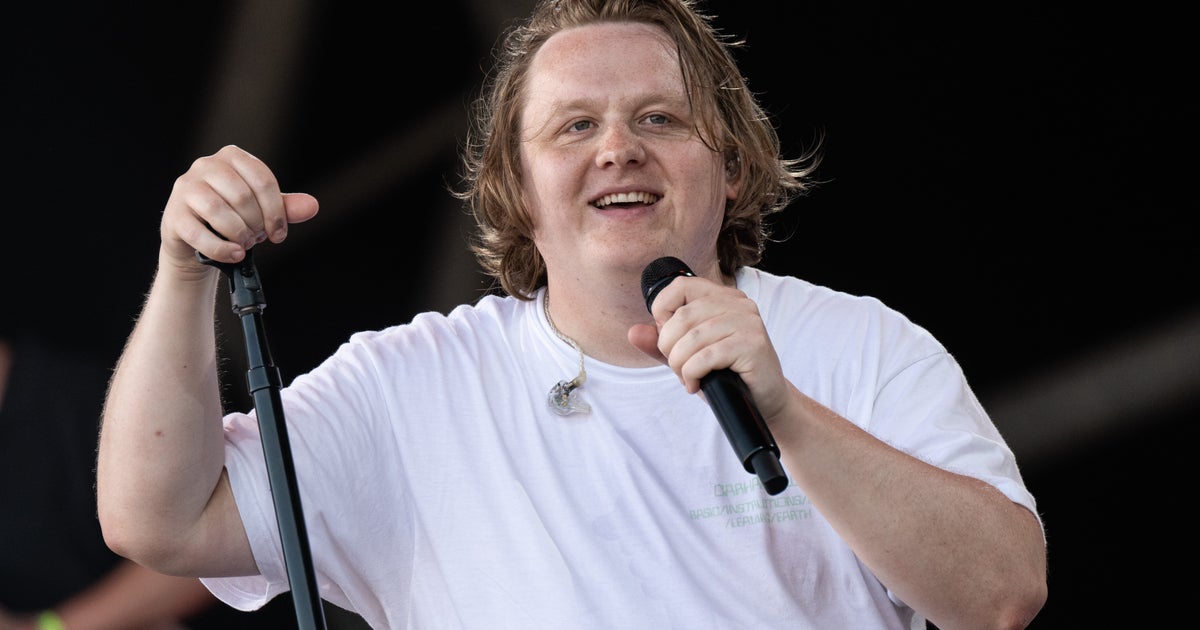 Lewis Capaldi's Glastonbury Show Sparks Disability Debate - Vimarsana News