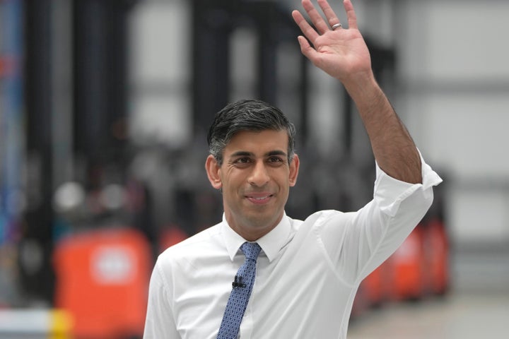 Prime minister Rishi Sunak has approved of several controversial plans which have left the climate change committee worried about the UK's progress towards climate goals.