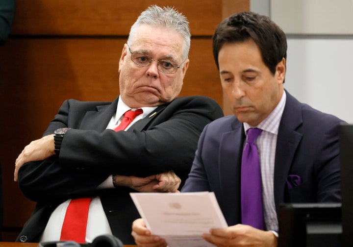 Former Marjory Stoneman Douglas High School School Resource Officer Scot Peterson with his defense attorney Mark Eiglarsh during the trial.