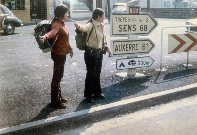 The author's mother, Pam (right), hitchhikes with a college friend in Europe in the early '70s.