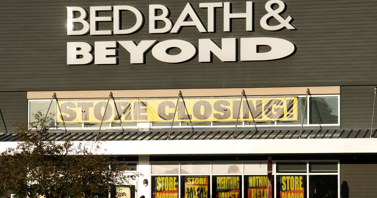 Acquires Bankrupt Retailer Bed Bath And Beyond Huffpost Impact 