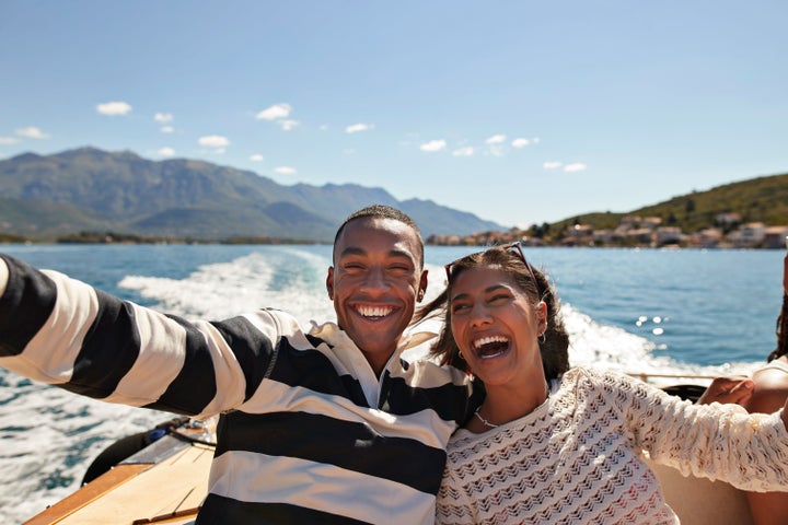 Experts say it's important to limit your cellphone use during vacation — otherwise, it runs the risk of ruining your trip.
