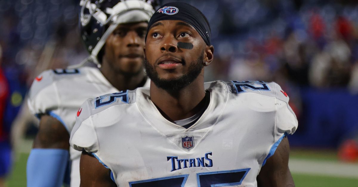 Titans Participant Strangles Girlfriend After She ‘Appreciated’ Picture Of One other Man: Cops