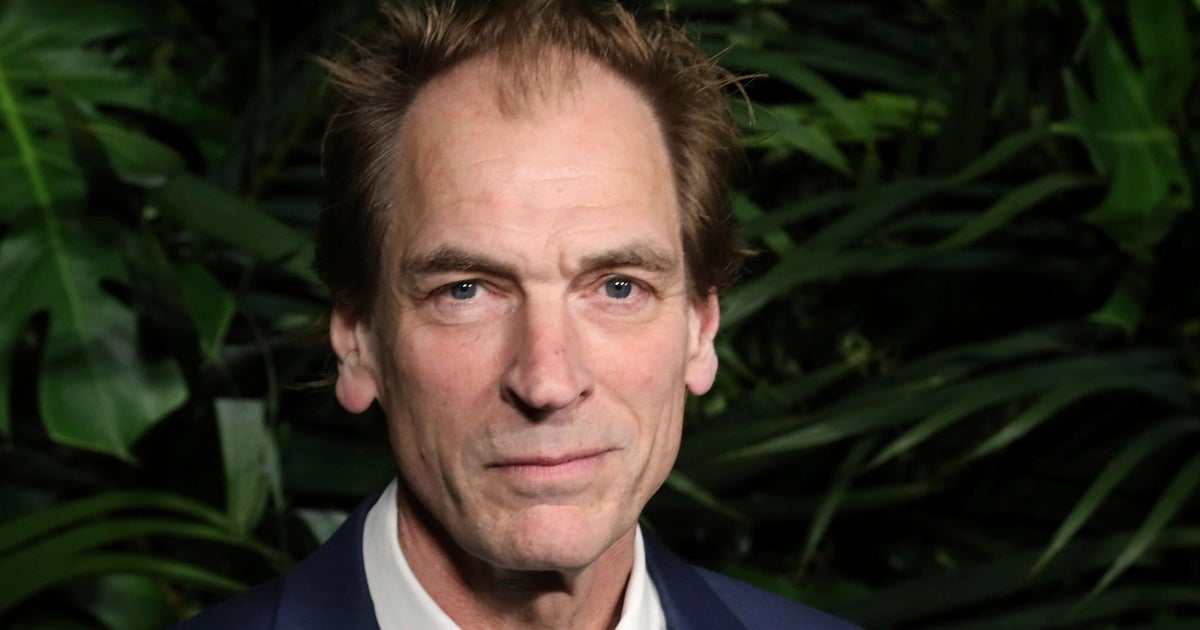 Julian Sands spoke about dying in the mountains in a recent, ominous interview Julian Sands spoke about dying in the mountains in a recent, ominous interview