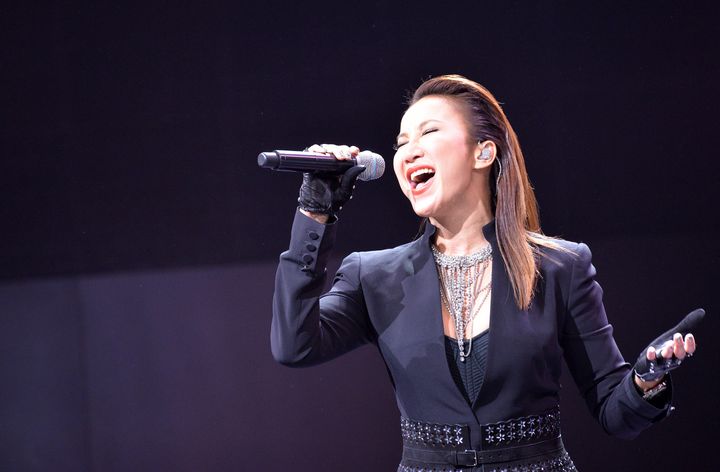 Coco Lee performing in 2014