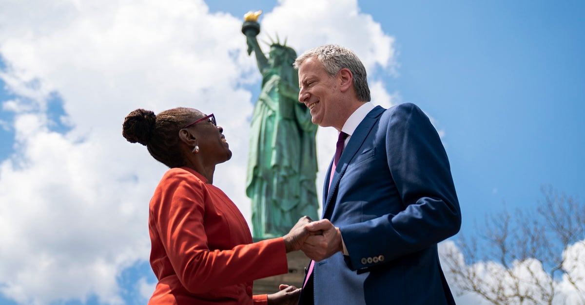 This Is What It’s Like To Live With Your Ex-Spouse While Dating Other People This Is What It’s Like To Live With Your Ex-Spouse While Dating Other People